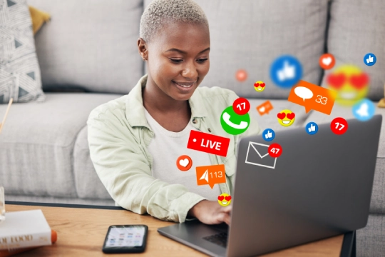 Social media manager Female social media manager